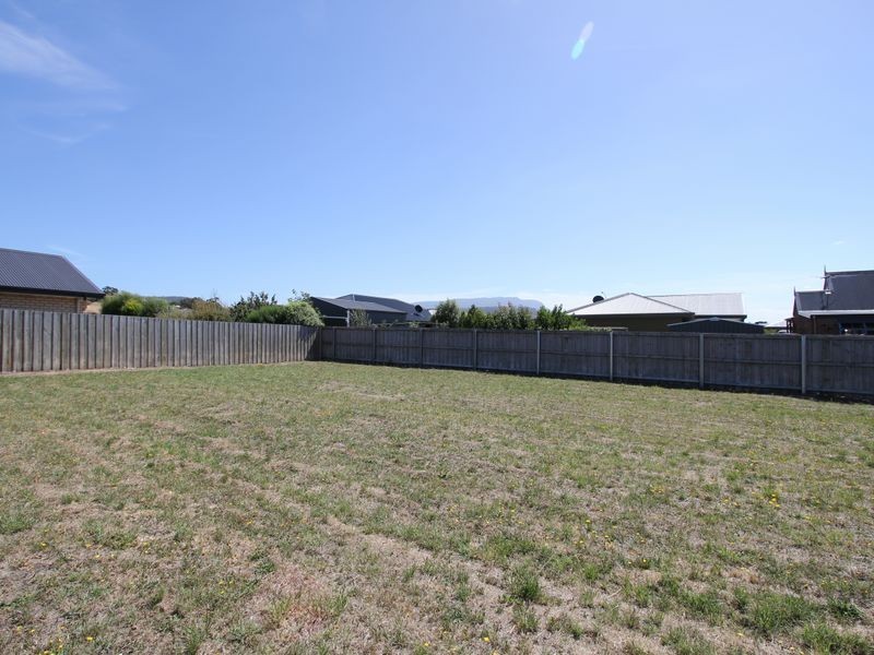 13 Bonsai Place, Margate TAS 7054