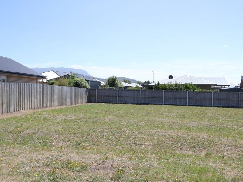 13 Bonsai Place, Margate TAS 7054