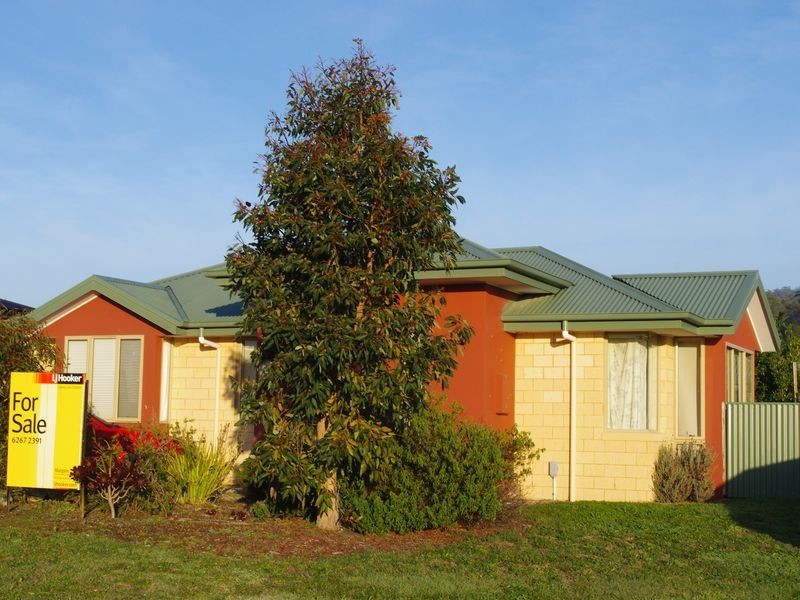 2/12 Staff Road, Electrona TAS 7054