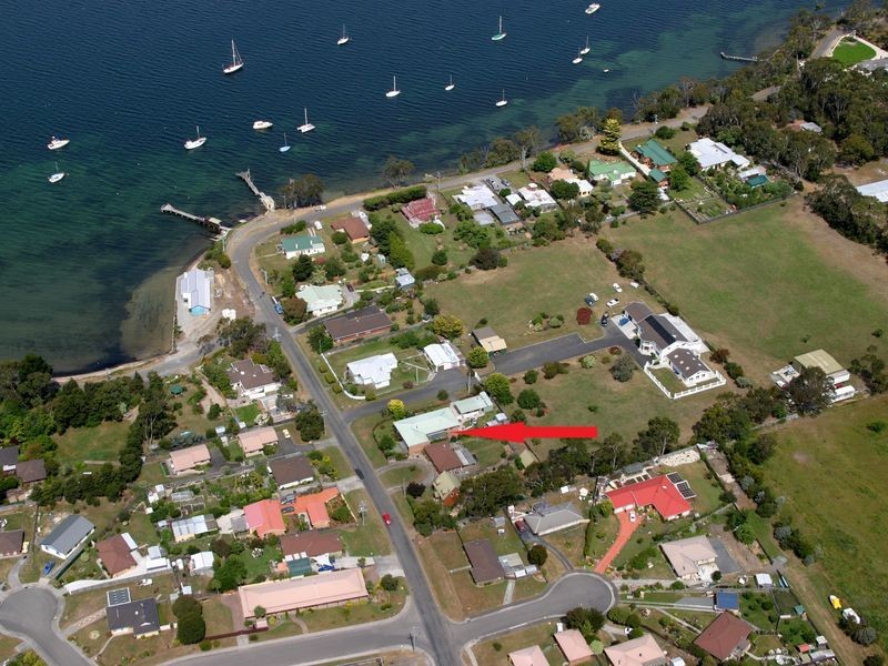 135 Beach Road, Margate TAS 7054