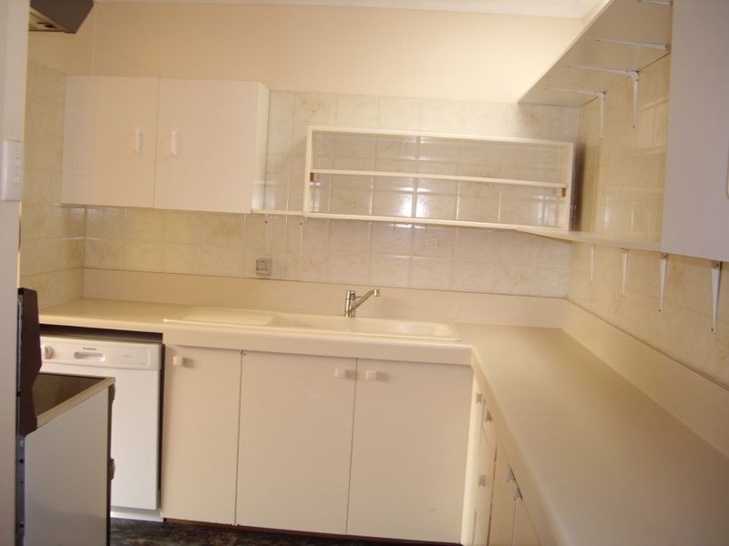 261 Roslyn Avenue, Blackmans Bay TAS 7052