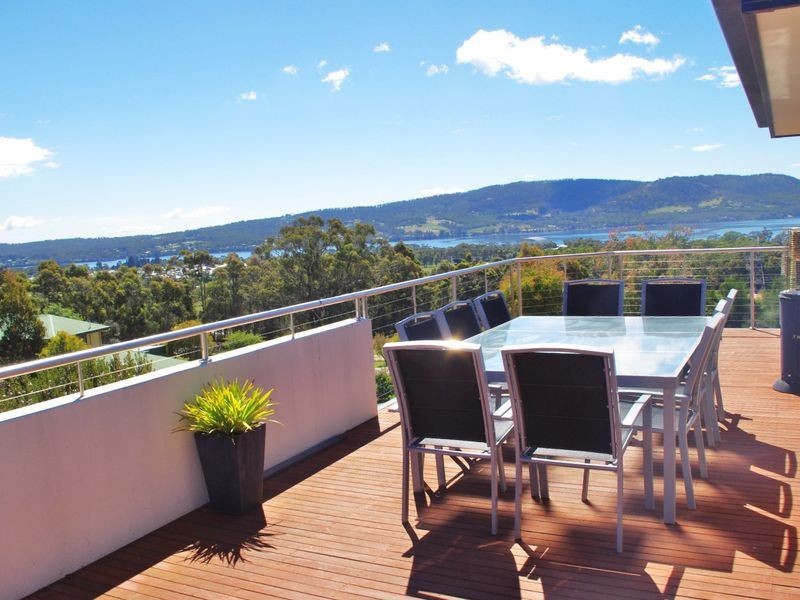 11 Hillview Drive, Margate TAS 7054