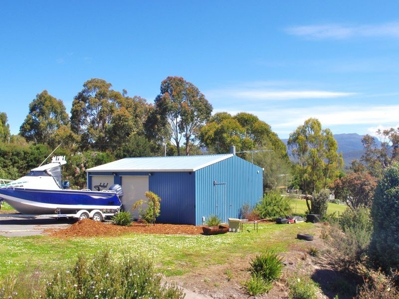 11 Hillview Drive, Margate TAS 7054