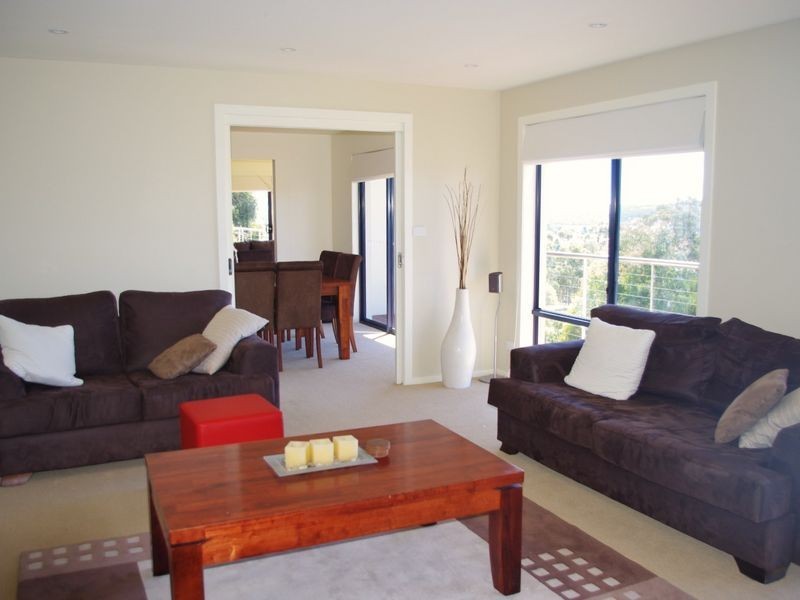 11 Hillview Drive, Margate TAS 7054