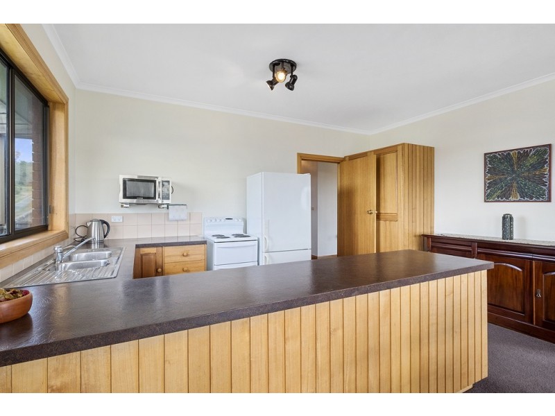 6 Crescent Drive, Margate TAS 7054