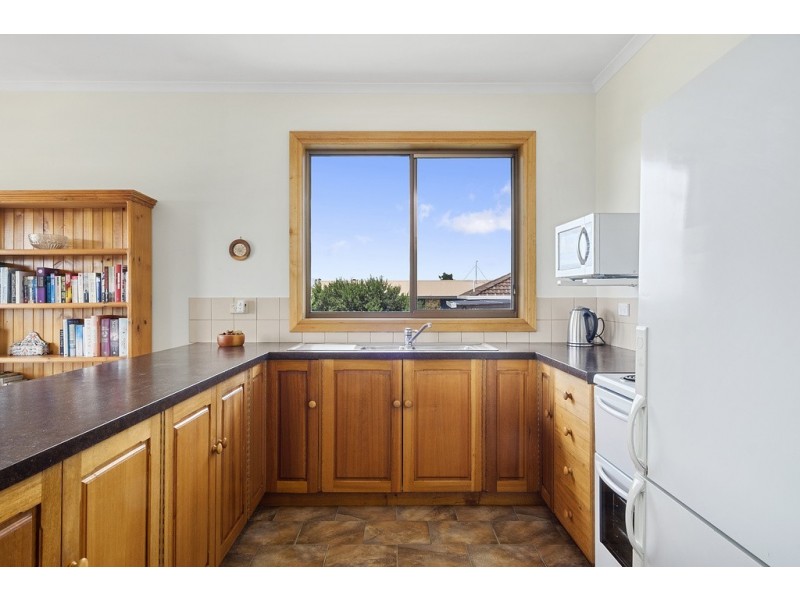 6 Crescent Drive, Margate TAS 7054