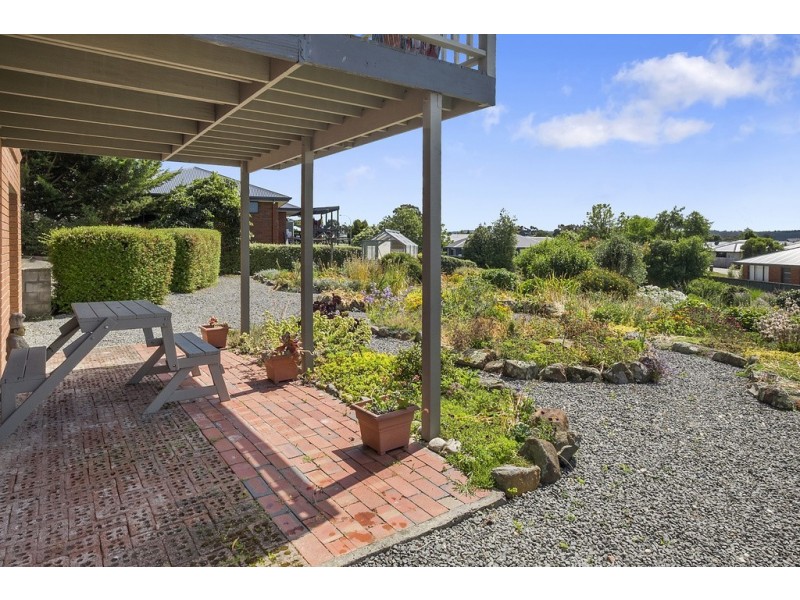 6 Crescent Drive, Margate TAS 7054