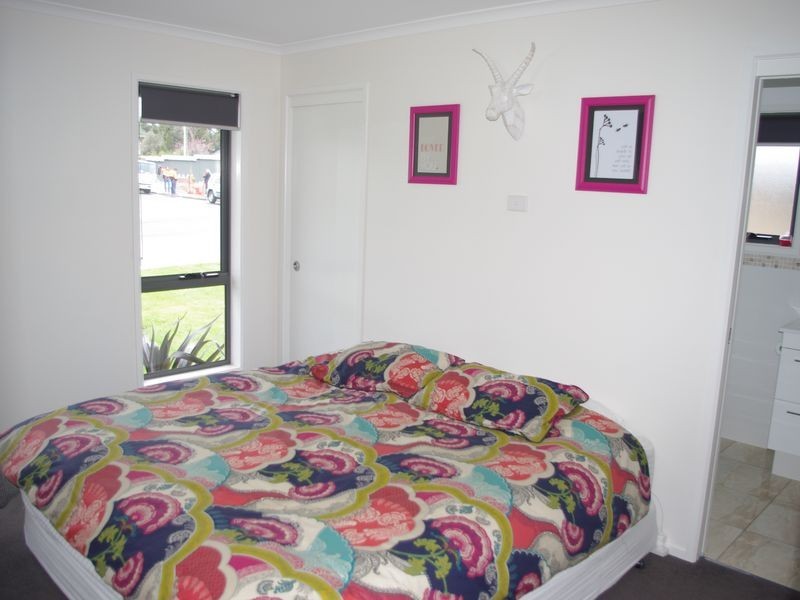 12 Riverstone Close, Snug TAS 7054