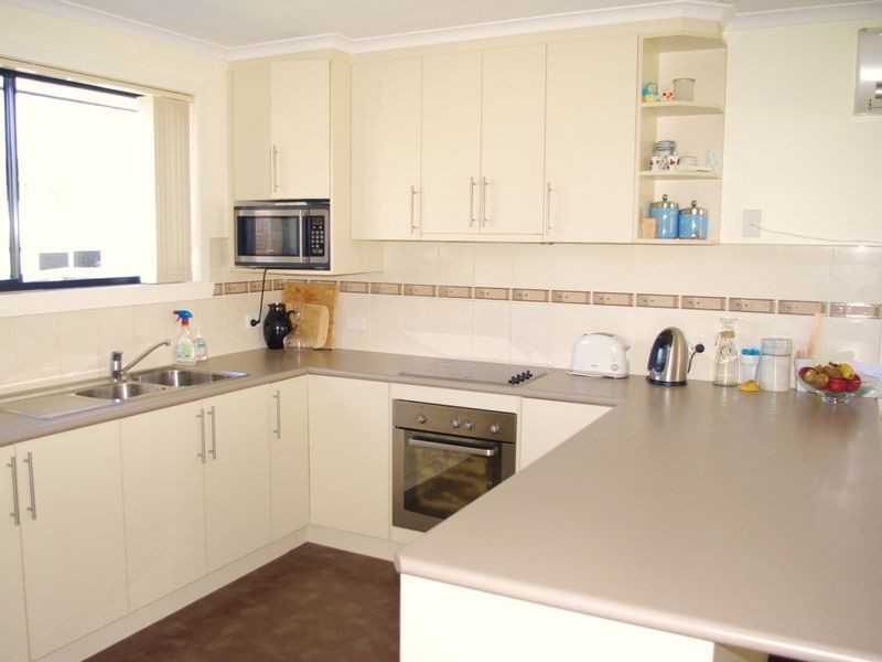 2/4 Bonsai Place, Margate TAS 7054