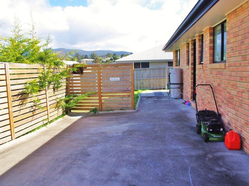2/4 Bonsai Place, Margate TAS 7054