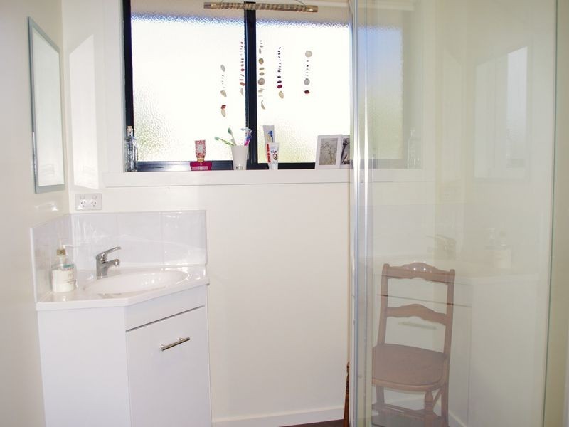 2/4 Bonsai Place, Margate TAS 7054