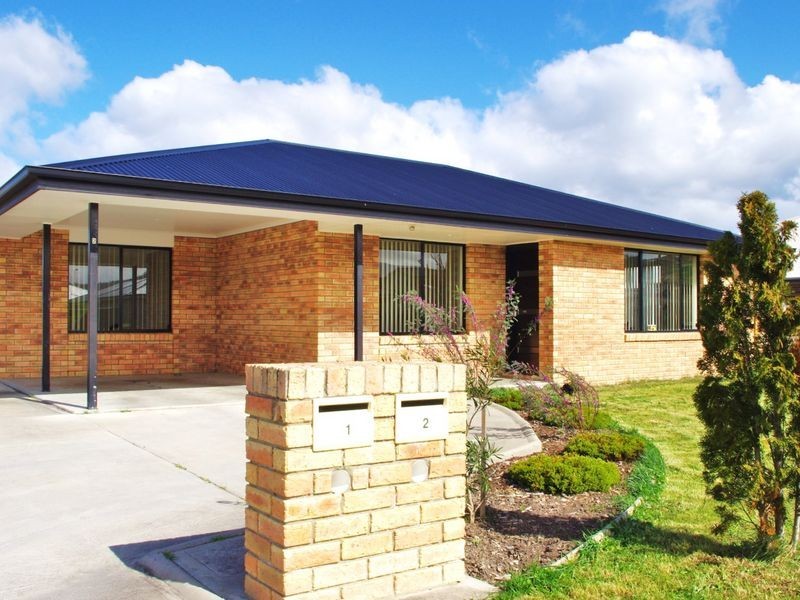 2/4 Bonsai Place, Margate TAS 7054