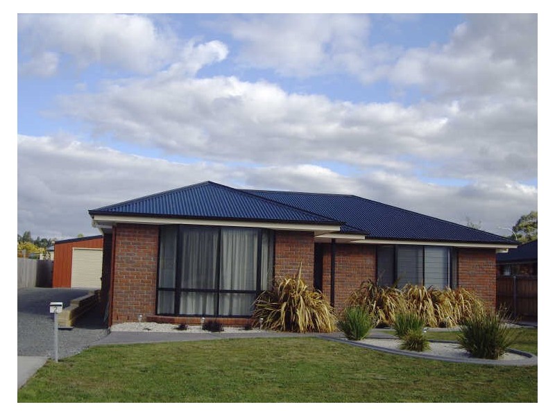2 Crimson Drive, Margate TAS 7054