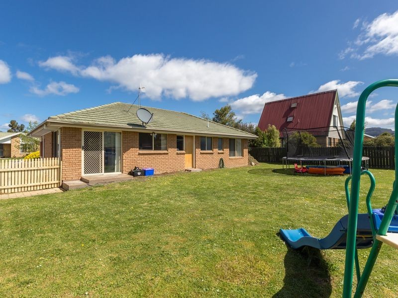 2 Sugarwood Court, Margate TAS 7054