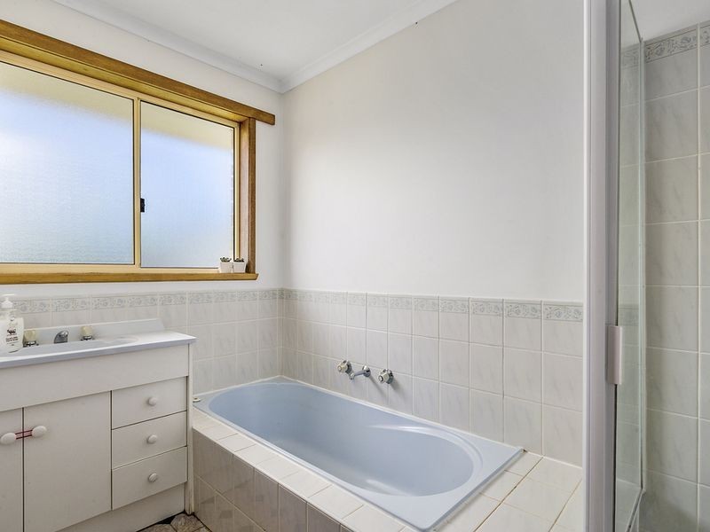 2 Sugarwood Court, Margate TAS 7054