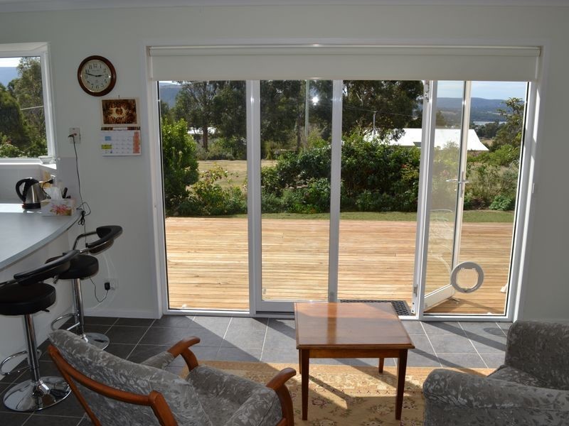 5 Hillview Drive, Margate TAS 7054