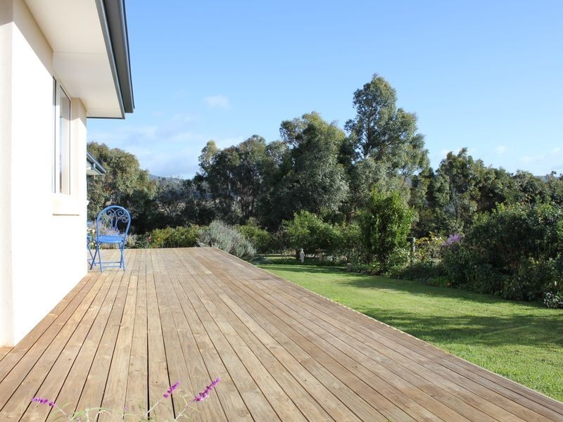 5 Hillview Drive, Margate TAS 7054