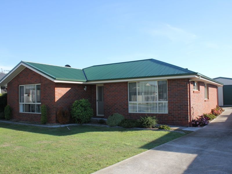 8 Jacaranda Drive, Margate TAS 7054