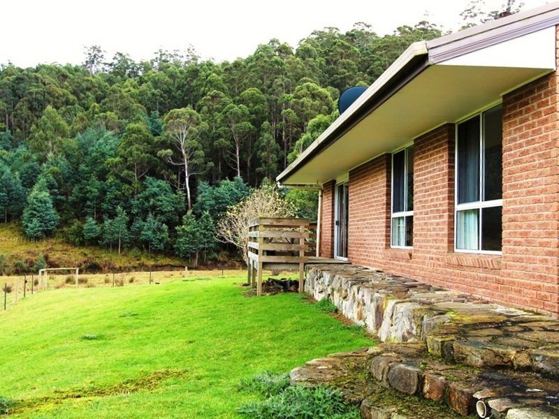 990 Woodbridge Hill Road, Gardners Bay TAS 7112