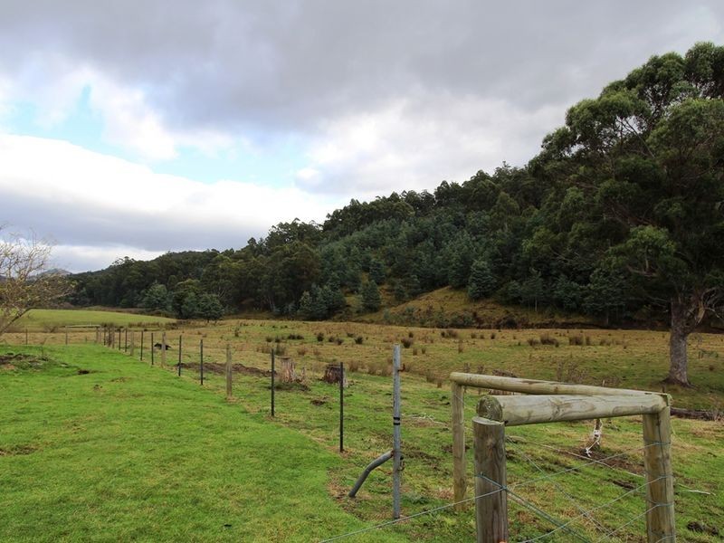 990 Woodbridge Hill Road, Gardners Bay TAS 7112