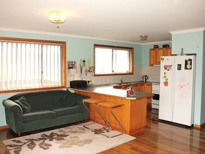 32 Adelong Drive, Kingston TAS 7050