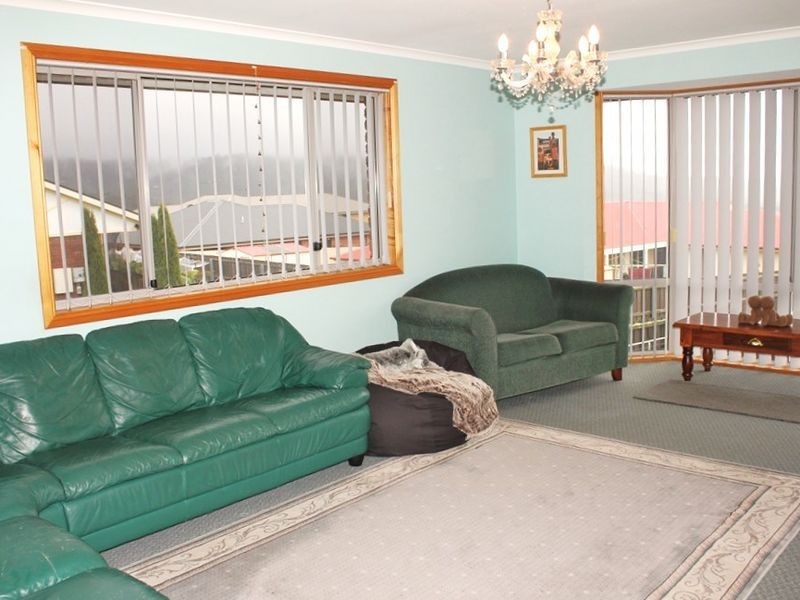 32 Adelong Drive, Kingston TAS 7050