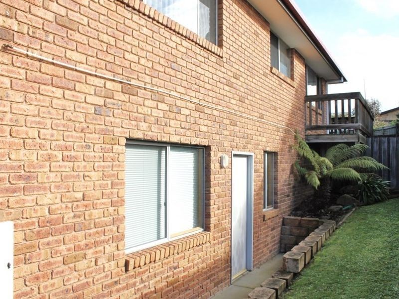 32 Adelong Drive, Kingston TAS 7050