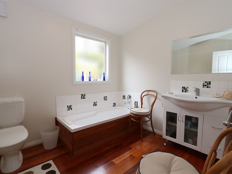 194 Gumpits Road, Birchs Bay TAS 7162