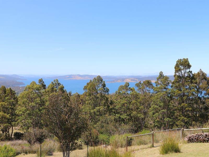 194 Gumpits Road, Birchs Bay TAS 7162