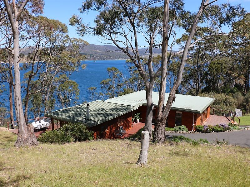 318 Tinderbox Road, Tinderbox TAS 7054