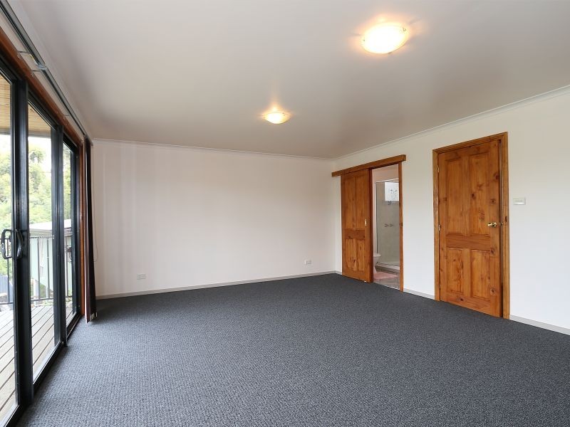 2 Malachi Drive, Kingston TAS 7050