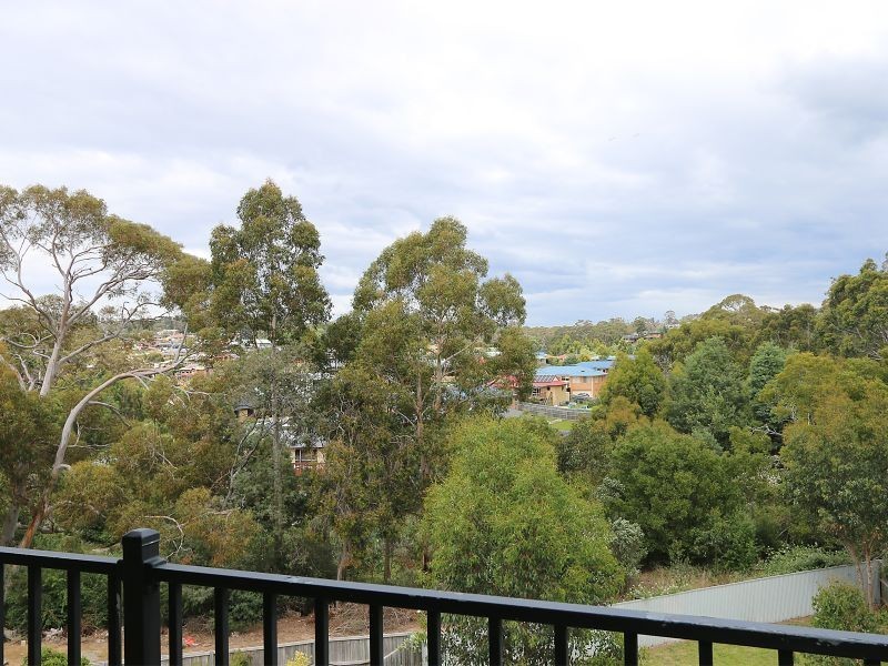 2 Malachi Drive, Kingston TAS 7050