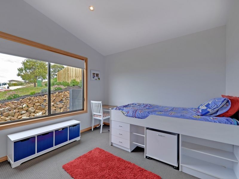48 Jacaranda Drive, Margate TAS 7054