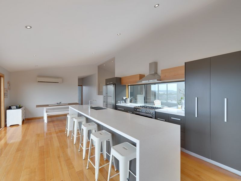 48 Jacaranda Drive, Margate TAS 7054