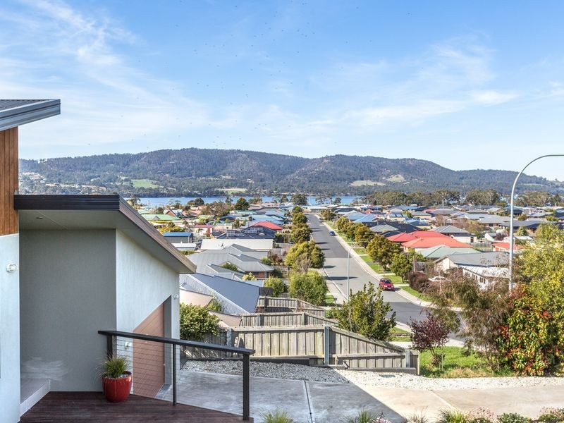 48 Jacaranda Drive, Margate TAS 7054