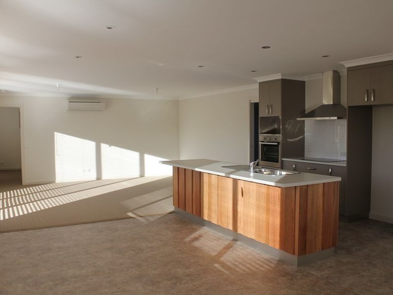 8 Chipalee Court, Margate TAS 7054