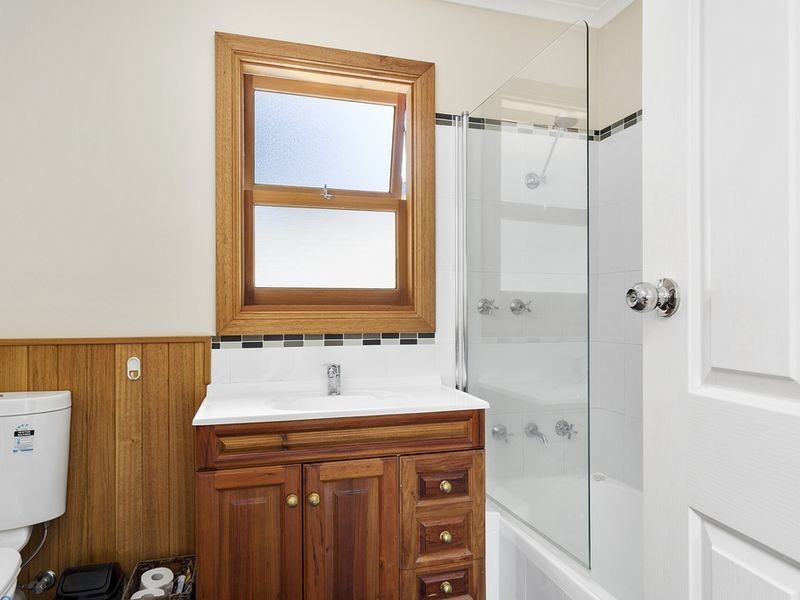 4 Talone Road, Blackmans Bay TAS 7052