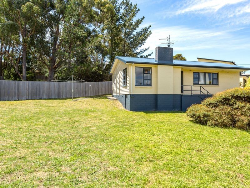4 Talone Road, Blackmans Bay TAS 7052