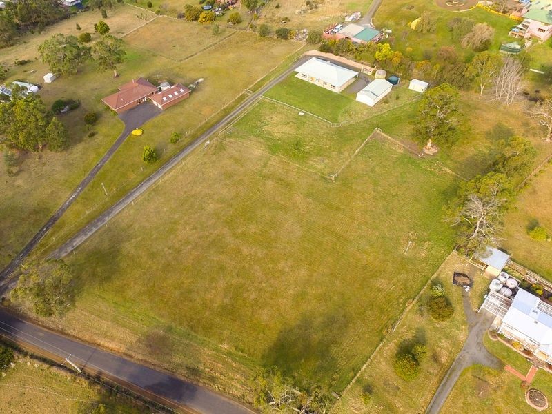 19 Saddle Road, Kettering TAS 7155