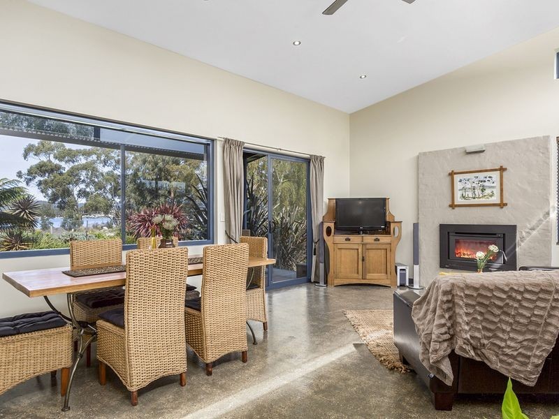 13 Derwent Avenue, Margate TAS 7054