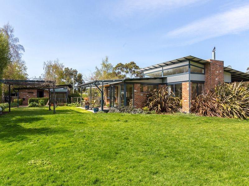 13 Derwent Avenue, Margate TAS 7054
