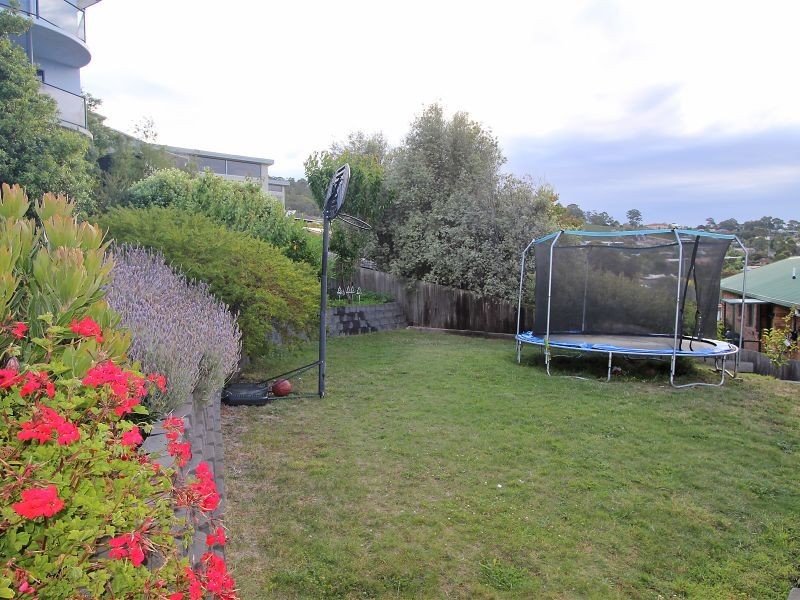 20 Suncoast Drive, Blackmans Bay TAS 7052