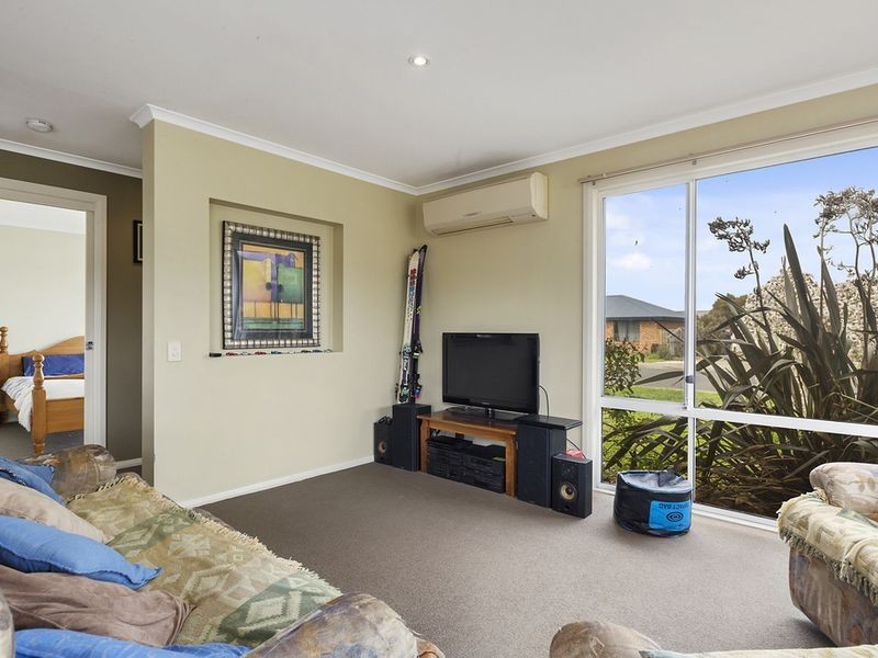 22 Jacaranda Drive, Margate TAS 7054