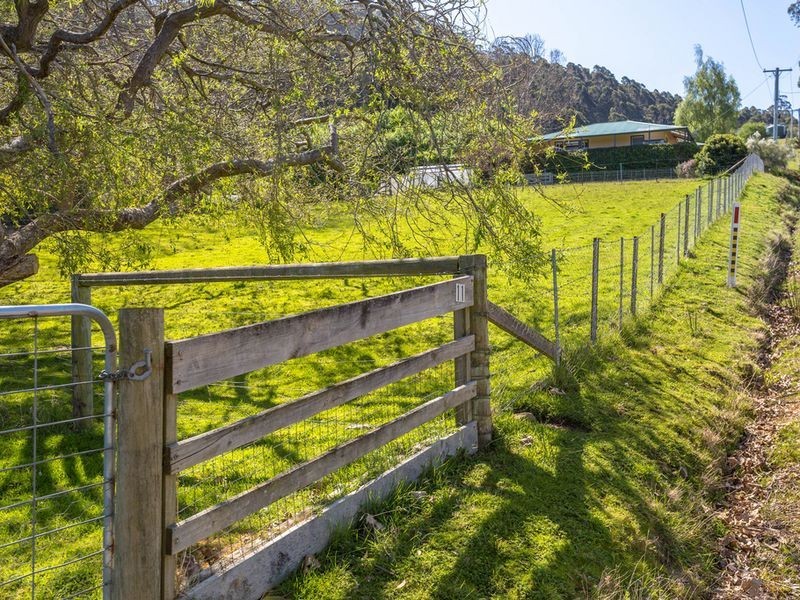 11 Moores Road, Middleton TAS 7163