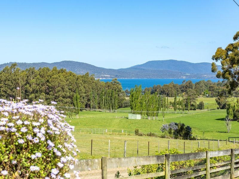 11 Moores Road, Middleton TAS 7163