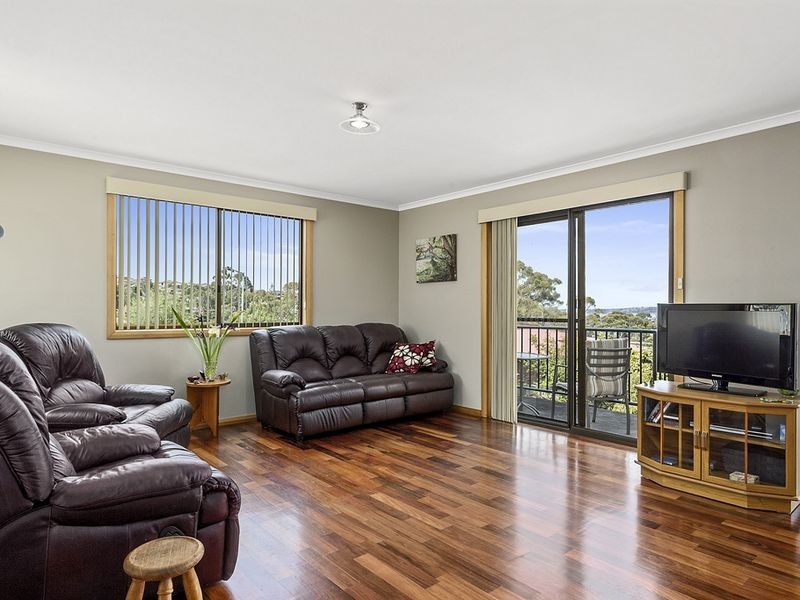 9 Jade Court, Blackmans Bay TAS 7052