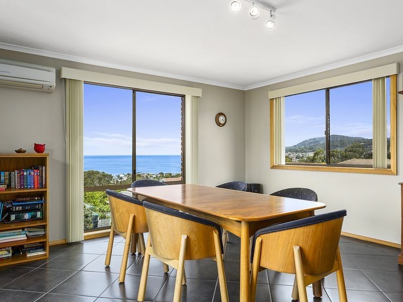 9 Jade Court, Blackmans Bay TAS 7052
