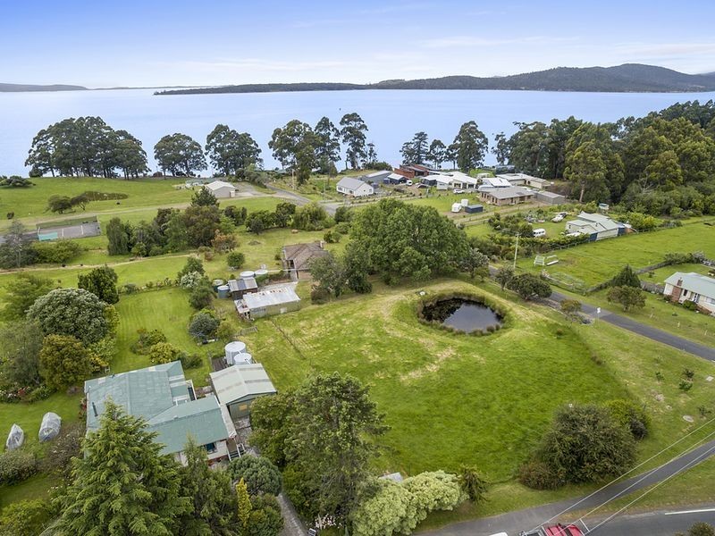 9 Beach Road, Middleton TAS 7163