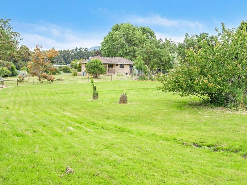 9 Beach Road, Middleton TAS 7163