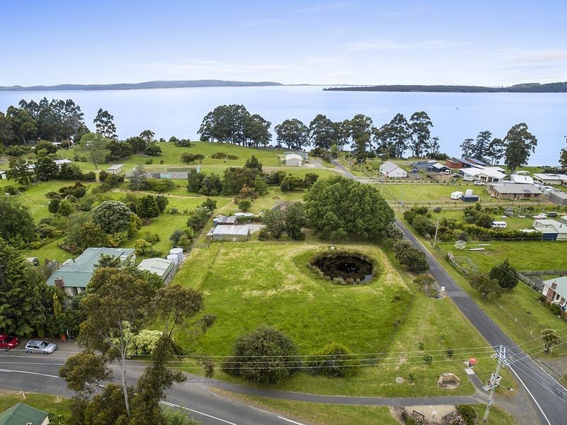 9 Beach Road, Middleton TAS 7163